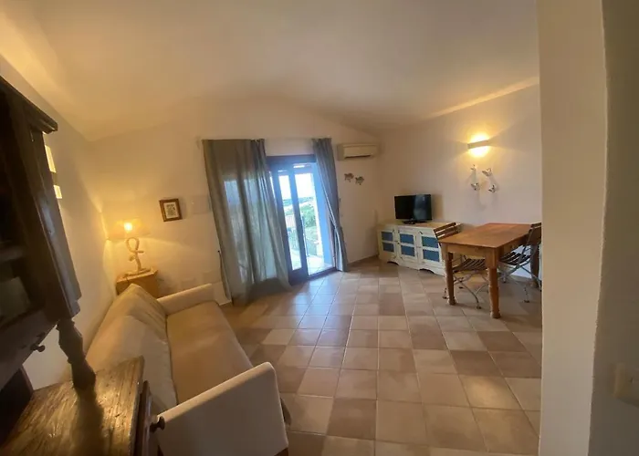 Сasa de vacaciones La Turritta Badesi